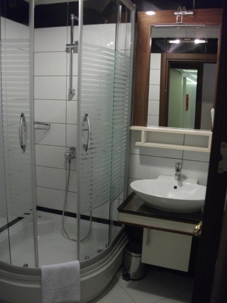 איסטמבול Grand Anatolia Hotel מראה חיצוני תמונה